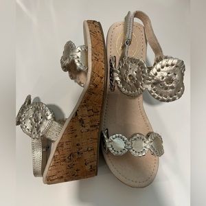 Jack Rogers girls size 4 wedge sandal champagne color NWOT
